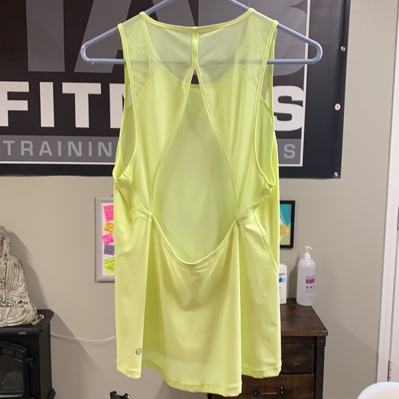 For the Run Tank, size 4 - Picture 3 of 4